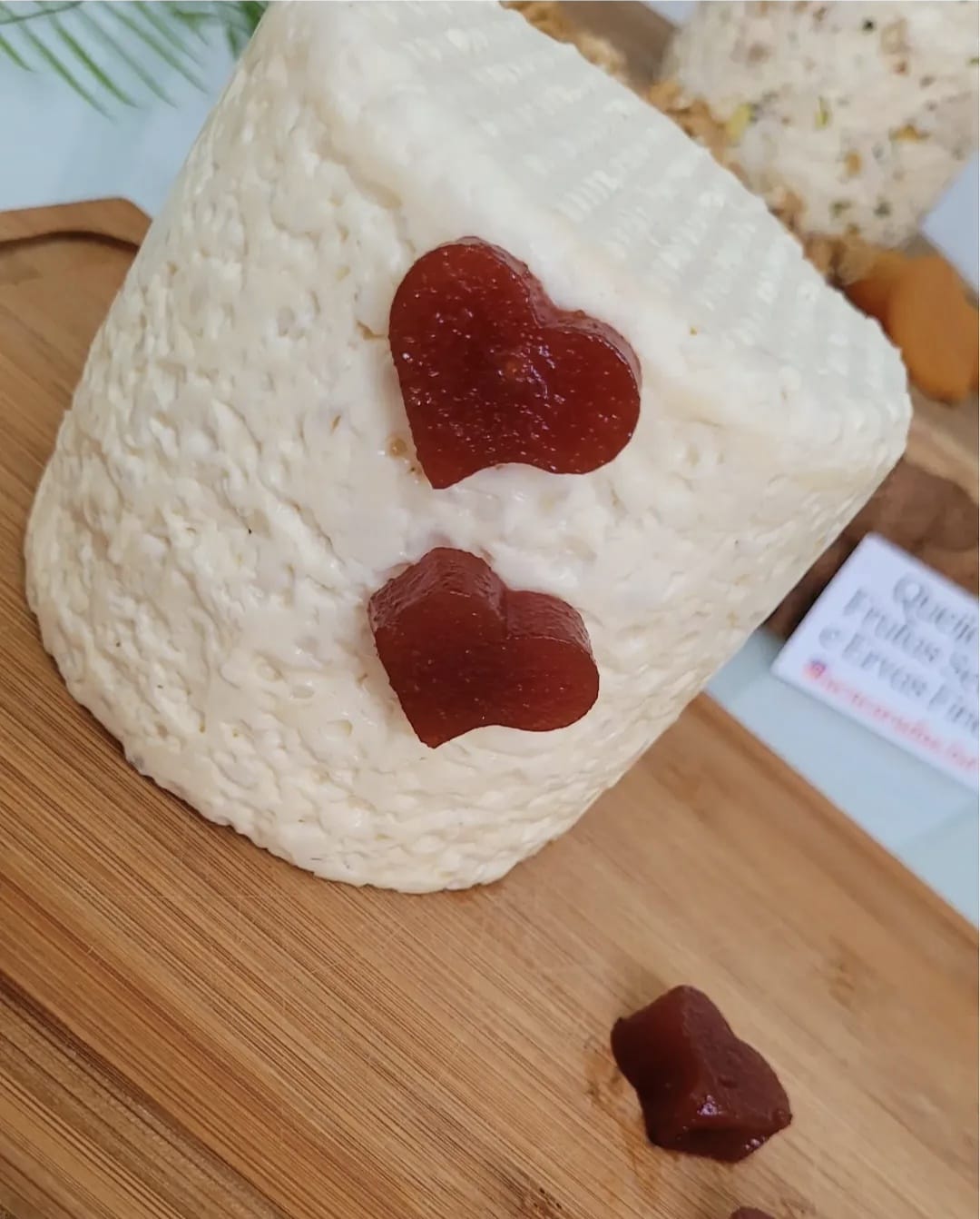 Queijo Gourmet Trufado com Goiabada